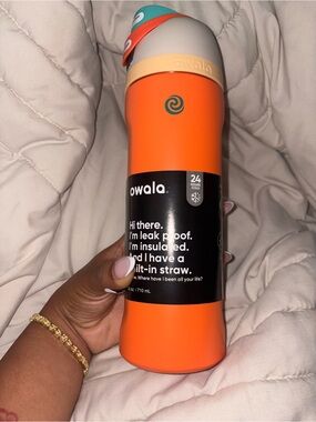 Owala Insulated Straw Bottle - Vibrant Orange